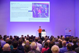 In ihrer Keynote auf den IT-Tagen 2025 zeigte Jutta Horstmann, welche Digitalstrategie Deutschland braucht, um den geopolitischen Herausforderungen entgegen zu treten – und sie ordnet ein, welche Rolle Open Source dabei spielt.