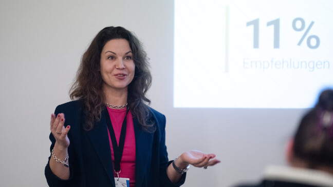 Maya Knorpel hat in ihrem Vortrag diskutiert, wie Europa das digitale "Trojanische Pferd" nicht nur erkennt, sondern umlenkt – hin zu einer Zukunft, die auf eigenen Technologien, eigenen Datenstrategien und eigener Handlungsmacht basiert.