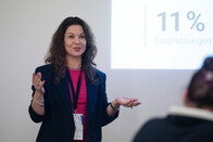 Maya Knorpel hat in ihrem Vortrag diskutiert, wie Europa das digitale "Trojanische Pferd" nicht nur erkennt, sondern umlenkt – hin zu einer Zukunft, die auf eigenen Technologien, eigenen Datenstrategien und eigener Handlungsmacht basiert.
