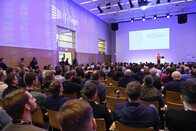 In ihrer Keynote auf den IT-Tagen 2025 zeigte Jutta Horstmann, welche Digitalstrategie Deutschland braucht, um den geopolitischen Herausforderungen entgegen zu treten – und sie ordnet ein, welche Rolle Open Source dabei spielt.