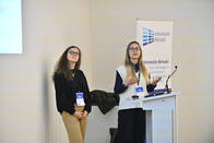 Johanna Vieth und Lavinia Nimczewski auf den IT-Tagen 2025