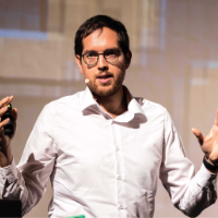 Alexander Schmitt Alexander Schmitt