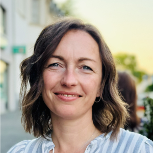 Dr. Anja Pilz
