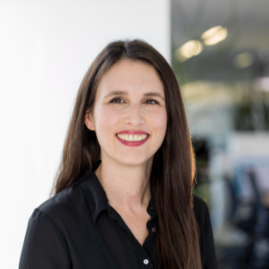 Dr. Anna Melbinger